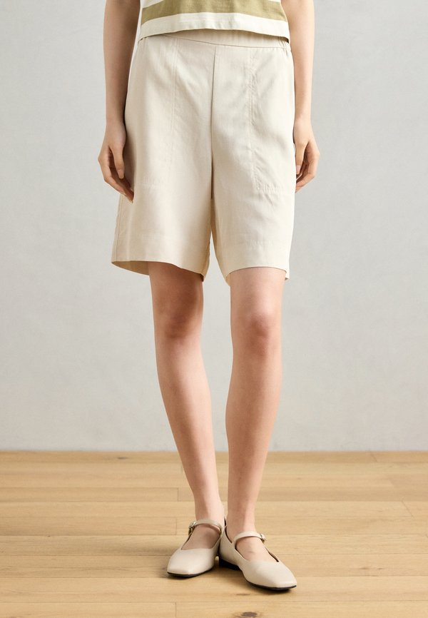 CASUAL STYLE ELASTIC WAISTBAND TOPSTITCHING - Shorts - silky stone