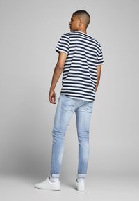 Jack & Jones JJILIAM JJORIGINAL - Jeans relaxed fit - blue denim