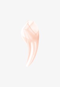 Gel de color durazno con una textura suave y brillante, moldeado como una suave ola con curvas fluidas, reflejando la luz sutilmente.