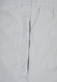 Thumbnail Image 7