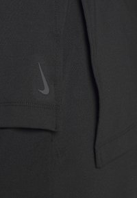 Nike Performance T-Shirt sport - black