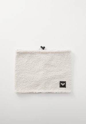 Biała, puszysta saszetka wykonana z miękkiego materiału polarowego, z zamkiem błyskawicznym i małą czarną naszywką z logo w prawym dolnym rogu.