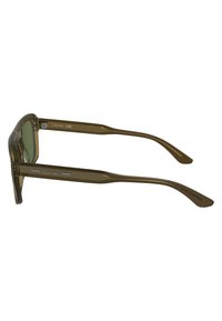 Occhiali da sole Calvin Klein con montatura rettangolare trasparente marrone, lenti verdi e aste affusolate con strisce accentuate.
