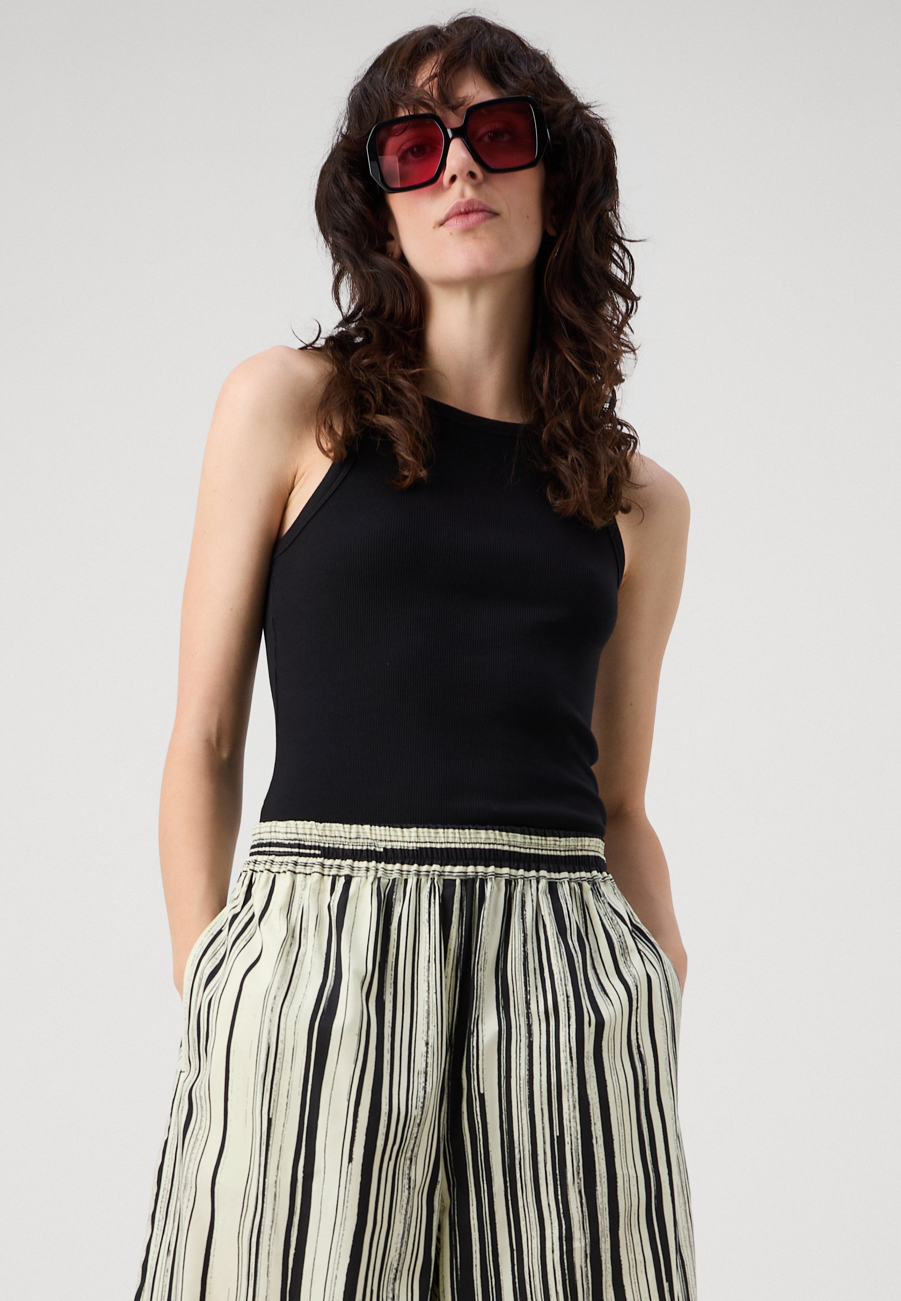 24AW ● ｍarimekko ● Kohti Siluetti パンツ Kohti Siluetti Cotton poplin trousers | Marimekko