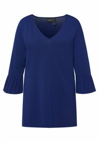 Marineblauw V-hals top met driekwartmouwen en geplooide manchetten. Gemaakt van een soepele, lichtgewicht stof. Eenvoudig ontwerp.