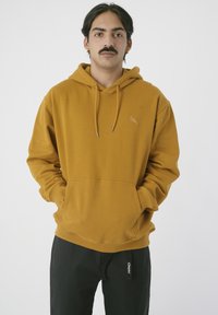 Unausgewählt, golden brown