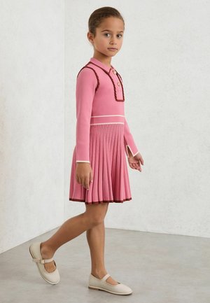 Reiss, Kampsunkleit - pink