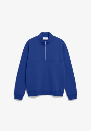 Blauer Fleece-Pullover mit hohem Kragen und halber Reißverschluss. Verfügt über eine einheitliche Textur und eine horizontale Nahtdetails über der Brust.