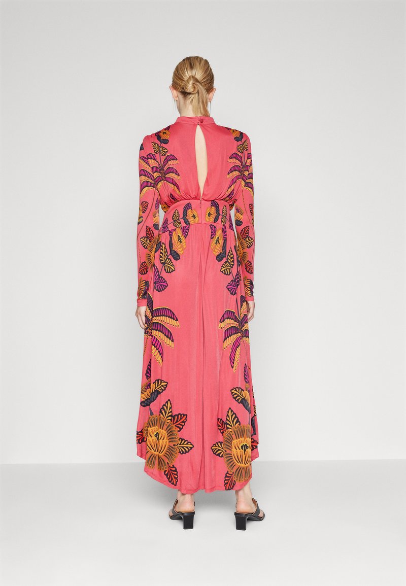 Farm Rio HIGH NECK MAXI DRESS Maxi dress living bloom blush/light