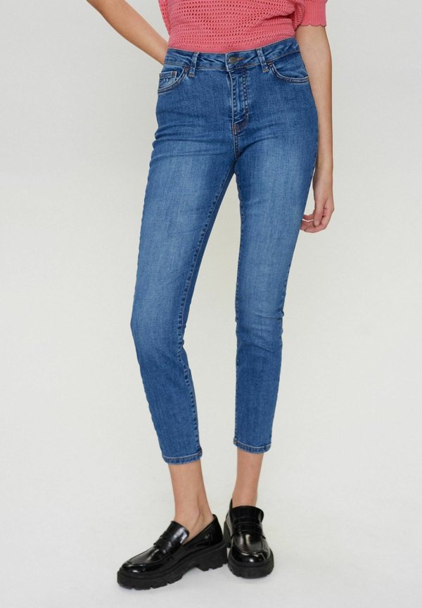 NUSIDNEY CROPPED - Jeans Slim Fit