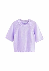 Maglione corto a maniche corte di colore lillà, realizzato in tessuto lavorato a maglia, con collo rotondo, finiture a costine e un sottile motivo di cucitura diagonale sulle maniche.