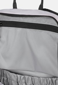 Mammut UNISEX fioletowy