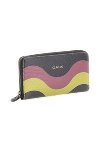 Portafoglio nero con zip, decorato con un motivo ondulato viola e giallo e il logo dorato "GABS" sul fronte, realizzato in pelle testurizzata.