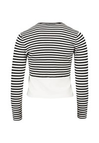 Czarny i biały pasiasty longsleeve z okrągłym dekoltem i dopasowanym korpusem, z solidną białą dolną częścią.