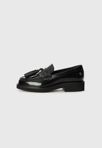 TASSEL SQUARISH - Mockasiner - black