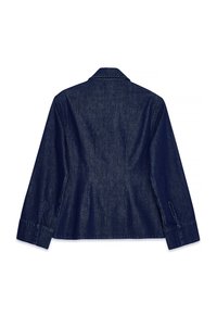 Giubbotto di denim scuro con vestibilità su misura, colletto a punte e maniche lunghe. Presenta una texture liscia e una leggera scolpitura sul retro.