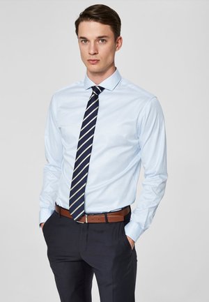 PELLE - Camicia elegante - light blue