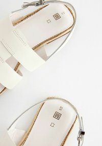 Next FISHERMAN- REGULAR FIT - Páskové sandály  - white
