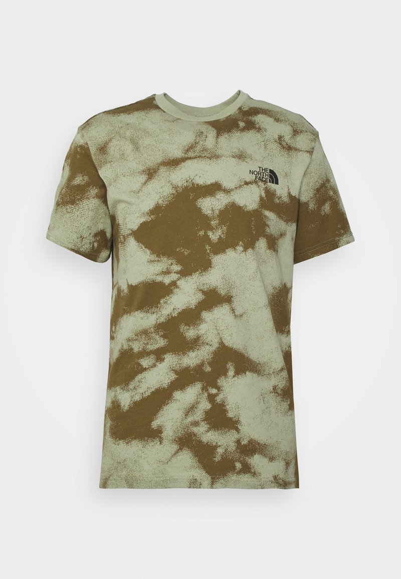 T-shirt à col rond à manches courtes avec un motif tie-dye marron et beige et un petit logo noir The North Face sur la poitrine gauche.