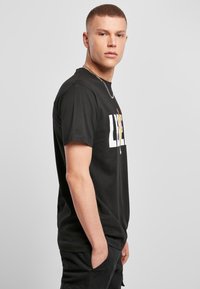 Mister Tee T-shirts print - black