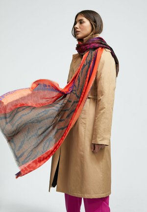 LOLA CASADEMUNT Bufanda - brown