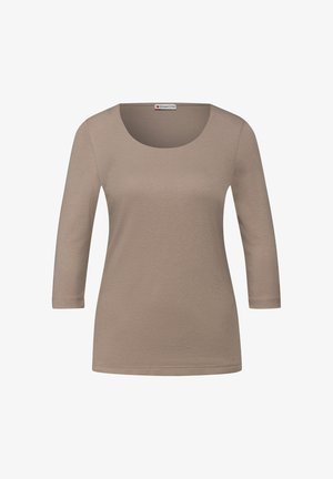 Haut taupe à manches longues pour femmes avec encolure dégagée et manches trois-quarts, étiquette « Street One » à l'intérieur du col.