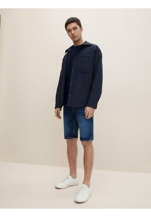 Denim shorts - tinted blue denim