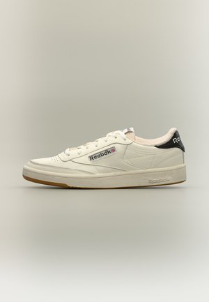 Reebok Classic, CLUB C 85 VINTAGE UNISEX - Маратонки - chalk/black/gum