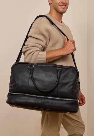 Gusti Leder JUSTIN - Torba podróżna