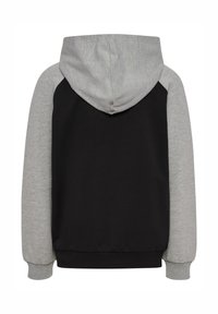 Kapuzensweatshirt mit schwarzem Körper und grauen Raglanärmeln, aus weichem Stoff gefertigt. Verfügt über eine strukturierte Oberfläche und gerippte Bündchen am Saum.