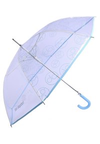 Paraguas transparente con un ribete azul claro, patrón de puntos circulares, varillas de metal y un mango curvado azul claro. Diseñado para protección contra la lluvia.
