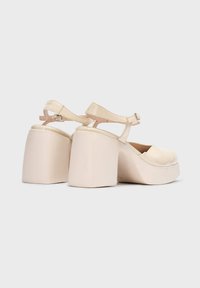 WONDERS Zapatos de plataforma - beige