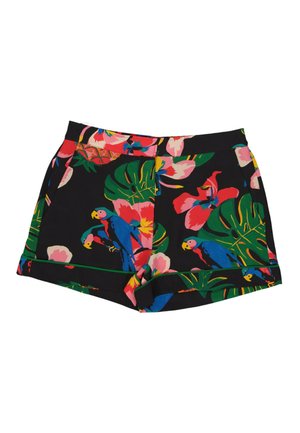 Zwarte shorts met kleurrijke tropische print met groene bladeren, rode en roze bloemen en blauwe papegaaien met gele snavels.