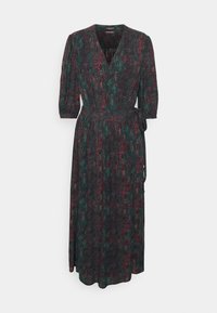 Robe cache-cœur vert foncé, ornée de motifs floraux rouges et teal, décolleté en V, manches trois-quarts, et une ceinture assortie à la taille.