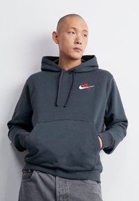 Nike Sportswear CLUB SEGA - Mikina - anthracite