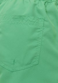 Jack & Jones JPSTFIJI JJSWIM SOLID  - Short de bain - green bee