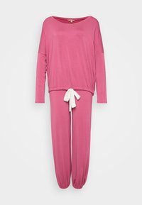 Unselected, pink
