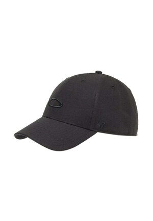 Cappellino da baseball nero con visiera curva, piccolo logo ovale sul davanti e numero 47 ricamato sul lato.