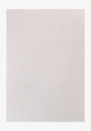 Lichtbeige ribstof met een fijne textuur, voorzien van verticale strepen. Het materiaal is rekbaar en zacht.