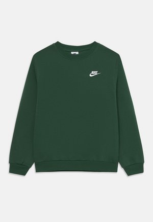 Groene sweatshirt gemaakt van zacht materiaal, met een ronde hals en lange mouwen. Een wit Nike-logo is zichtbaar op de bovenste linkerkant.