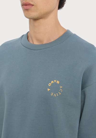 7 DAYS Active ORGANIC CREWNECK UNISEX - Sweatshirt - stormy weather