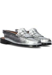 CTWLK PUXI  SUNNY - Slipper - crack laminado argento