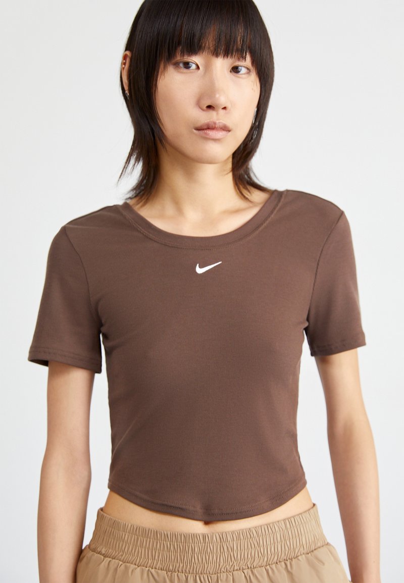 Nike Sportswear Jednoduché tričko - baroque brown/(sail)