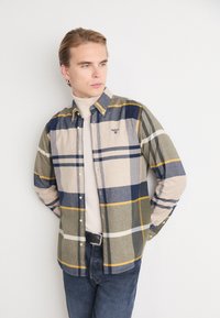 Barbour ICELOCH TAILORED TARTAN SHIRT - Ing - forest mist