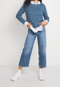 VILA Stickad tröja - blue