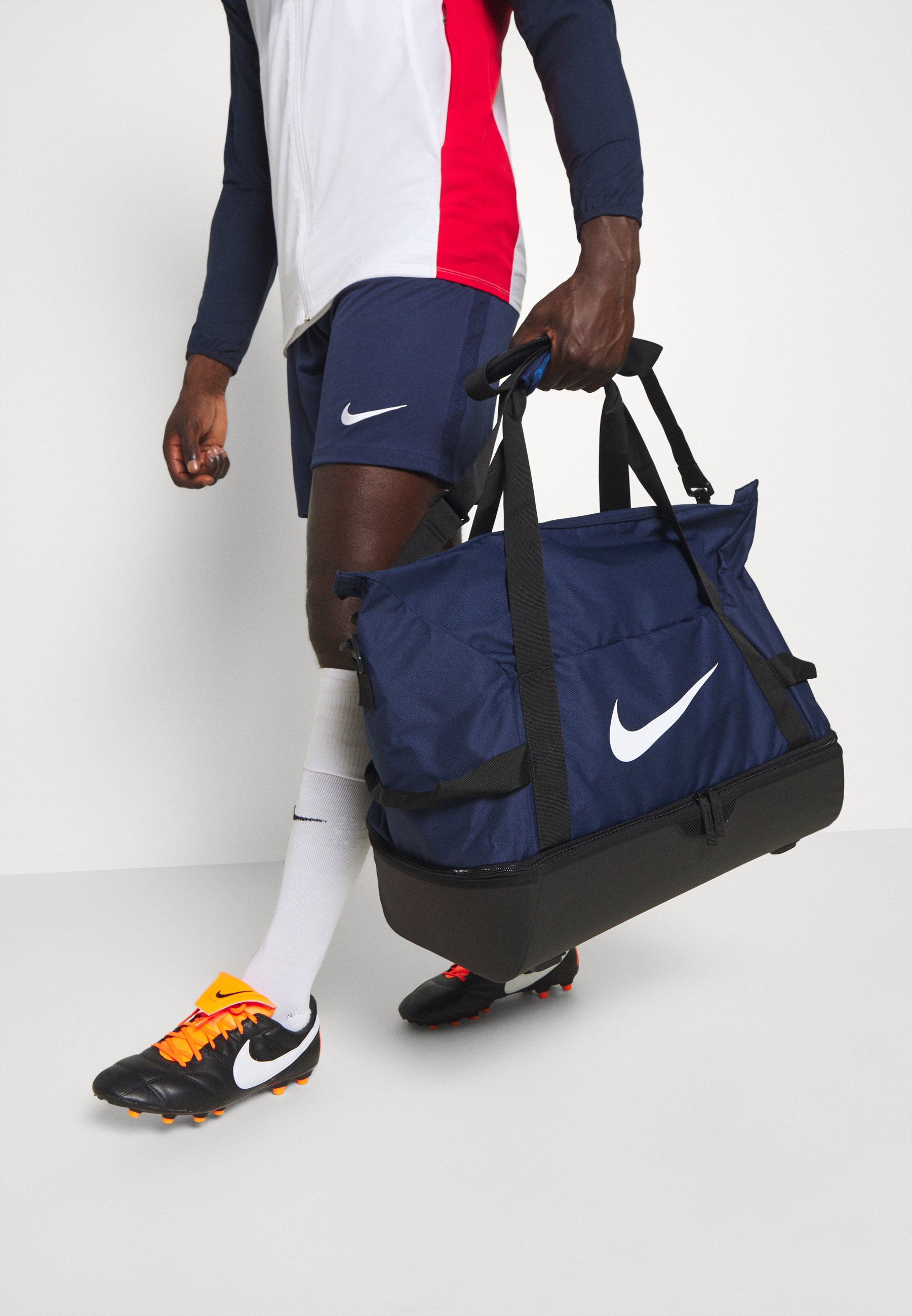 Nike Brasilia 6 Duffel sporttas medium online bestellen | Scapino
