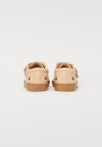 Petit Nord Copenhagen PUPPY UNISEX - Sportcipő - cream