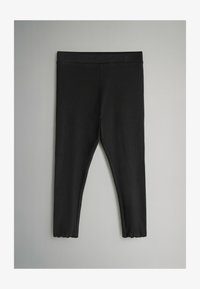 Ausgewählt, black brown