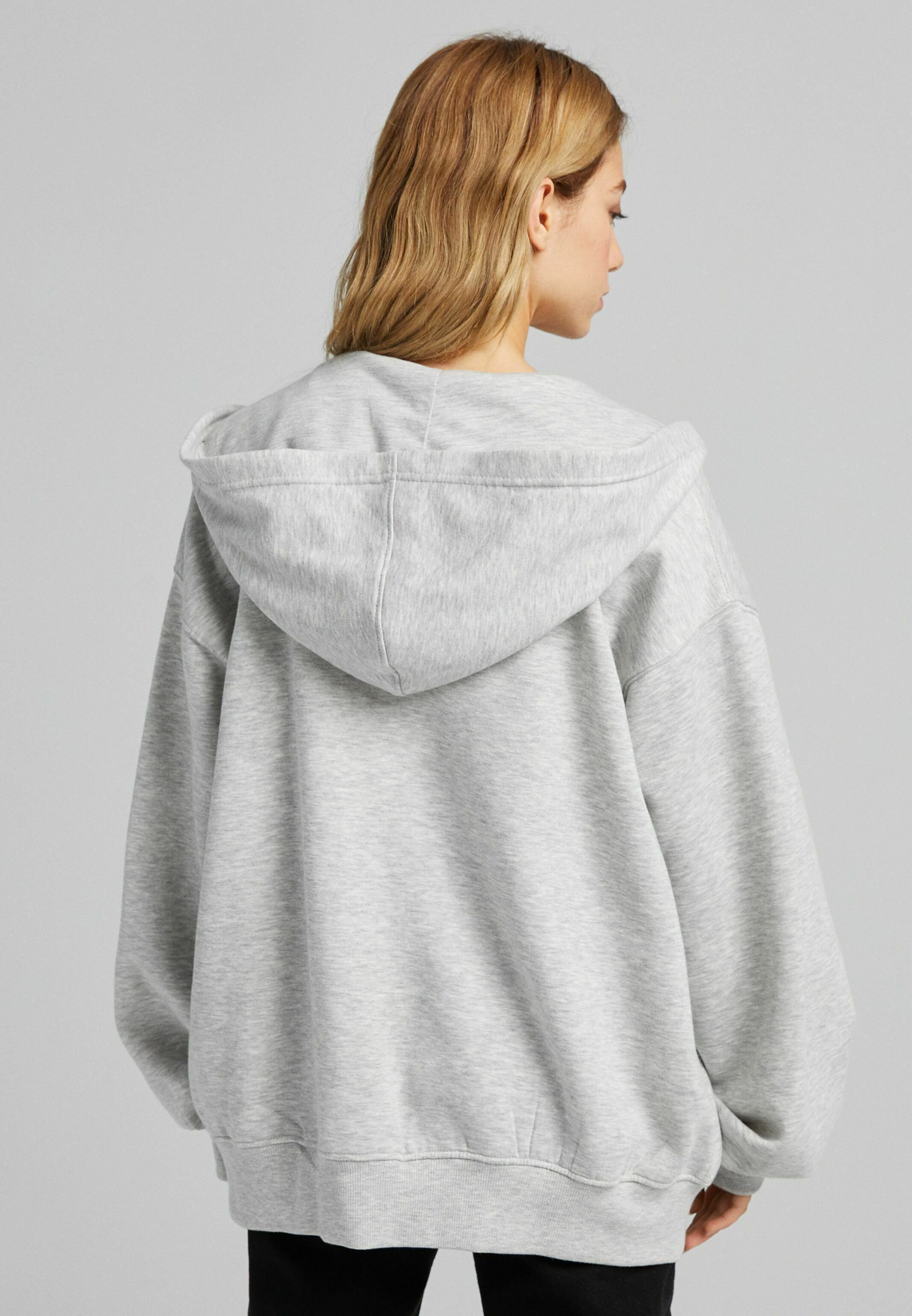 felpa oversize bershka