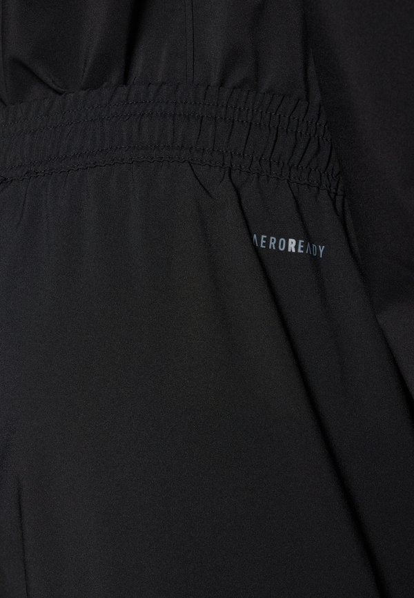 FC BAYERN TIRO PRESENTATION - Club wear3